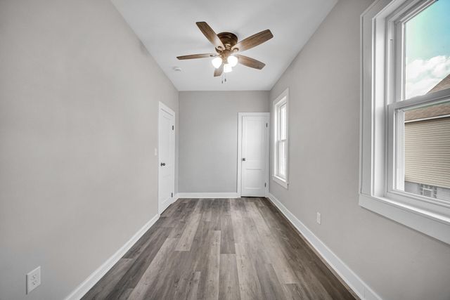 2412 Schrage Avenue, Whiting, IN 46394