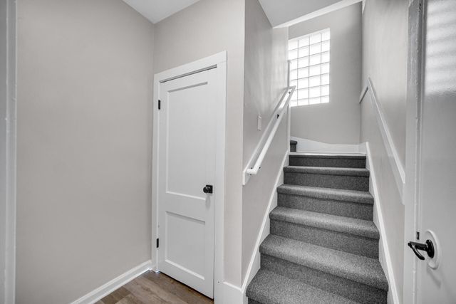 2412 Schrage Avenue, Whiting, IN 46394