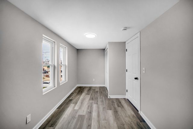 2412 Schrage Avenue, Whiting, IN 46394