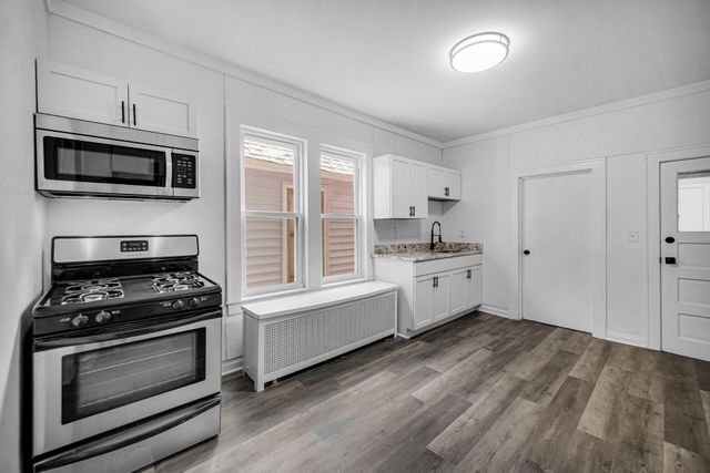 2412 Schrage Avenue, Whiting, IN 46394