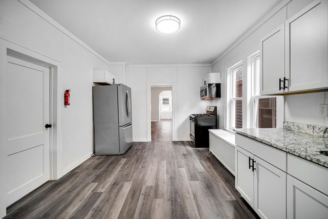 2412 Schrage Avenue, Whiting, IN 46394