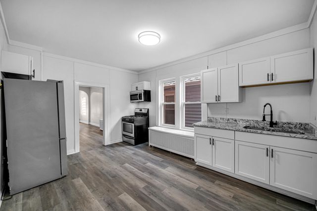 2412 Schrage Avenue, Whiting, IN 46394