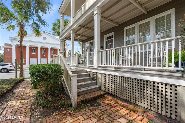 409 Carteret Street, Beaufort, SC 29902