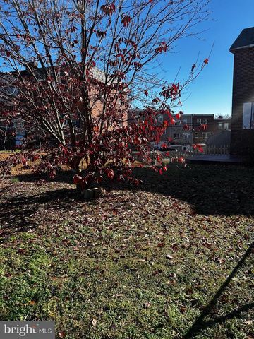 2013 DELMAR DR, Folcroft, PA 19032