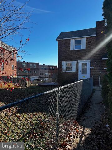 2013 DELMAR DR, Folcroft, PA 19032