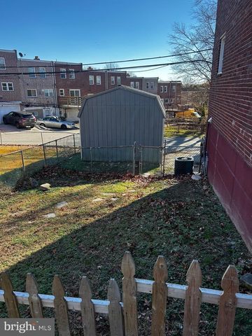 2013 DELMAR DR, Folcroft, PA 19032