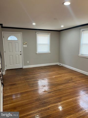 2013 DELMAR DR, Folcroft, PA 19032