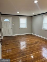 2013 DELMAR DR, Folcroft, PA 19032