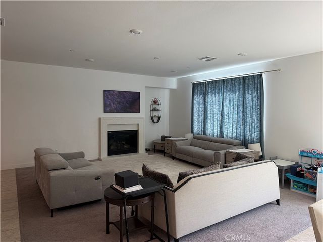 1905 Pienza Cir, Corona, CA 92882