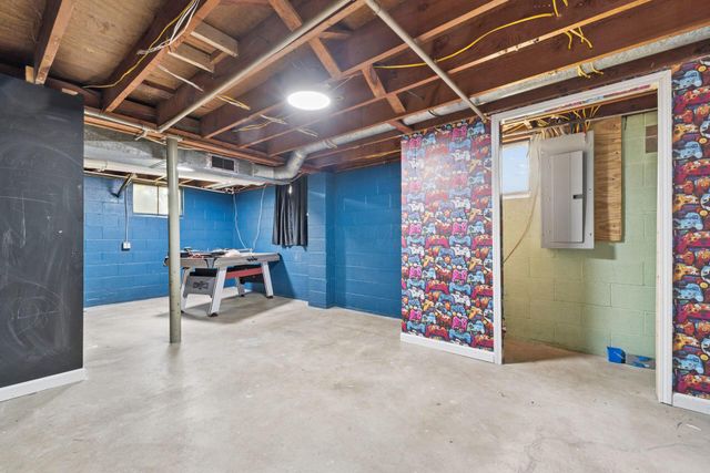 328 Reese Avenue, Lancaster, OH 43130