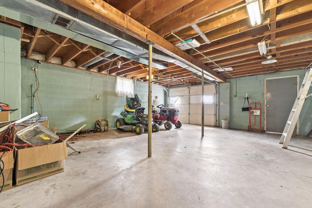 328 Reese Avenue, Lancaster, OH 43130