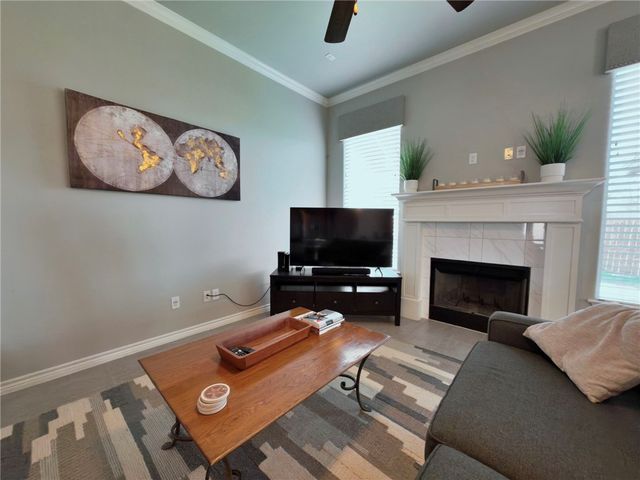 219 Couples Dr, Portland, TX 78374