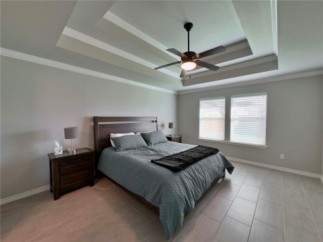 219 Couples Dr, Portland, TX 78374