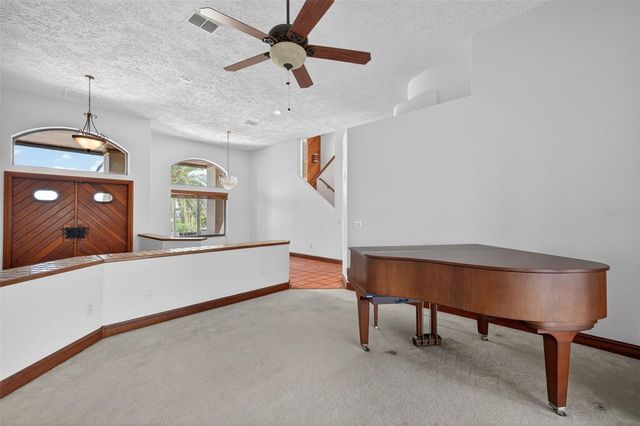 4300 13TH WAY NE, St Petersburg, FL 33703