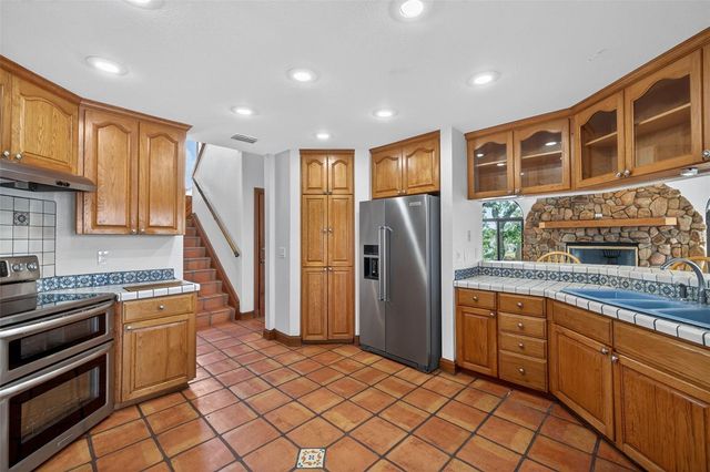 4300 13TH WAY NE, St Petersburg, FL 33703