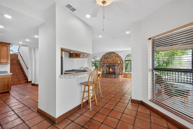 4300 13TH WAY NE, St Petersburg, FL 33703