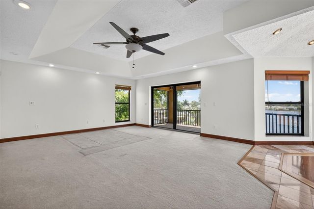 4300 13TH WAY NE, St Petersburg, FL 33703