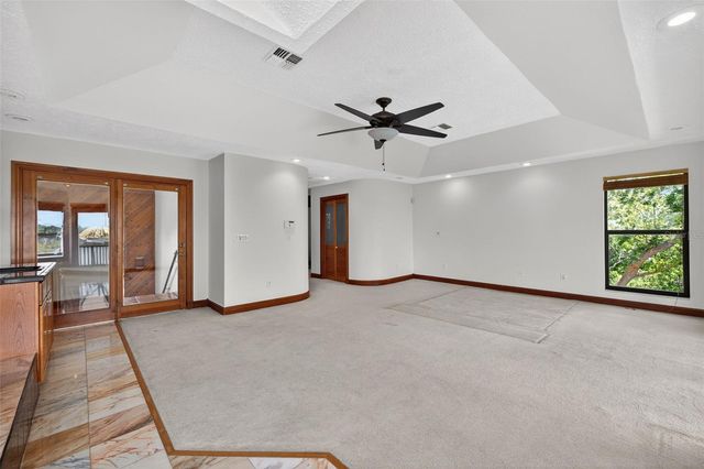 4300 13TH WAY NE, St Petersburg, FL 33703