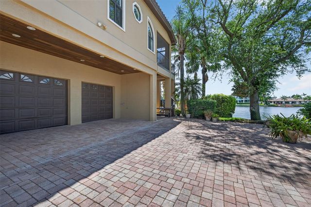 4300 13TH WAY NE, St Petersburg, FL 33703