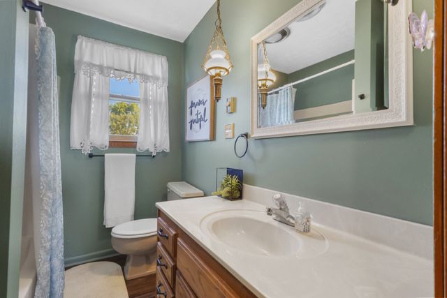 2487 Highway 52, E, Portland, TN 37148