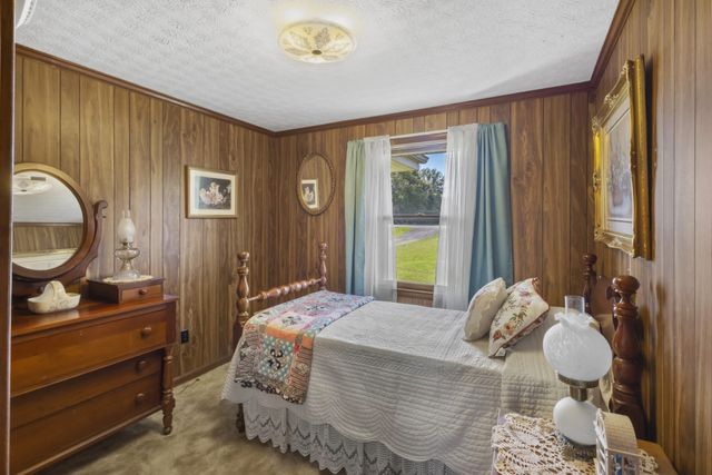 2487 Highway 52, E, Portland, TN 37148