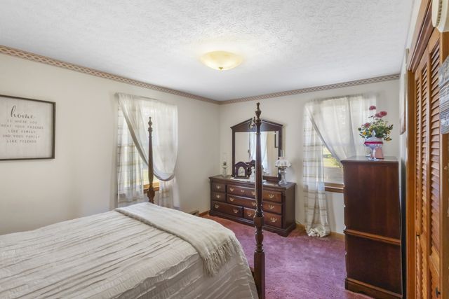 2487 Highway 52, E, Portland, TN 37148