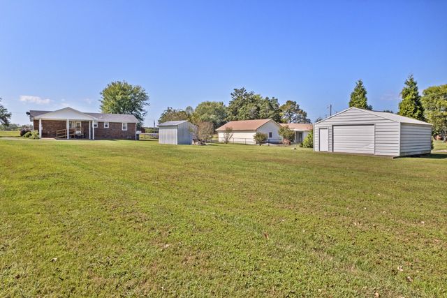 2487 Highway 52, E, Portland, TN 37148