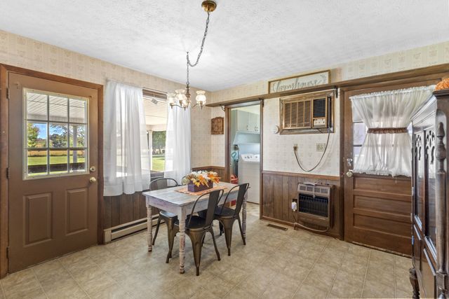 2487 Highway 52, E, Portland, TN 37148