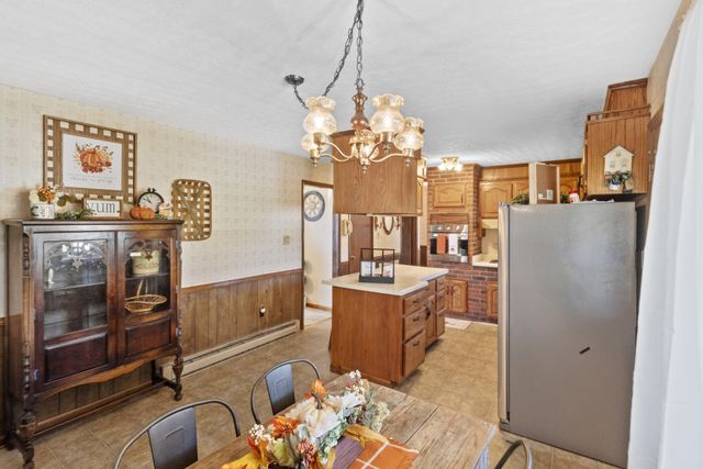 2487 Highway 52, E, Portland, TN 37148