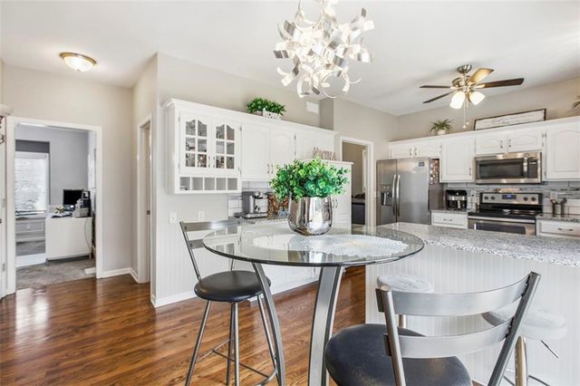 801 SW 35th Street, Lee's Summit, MO 64082