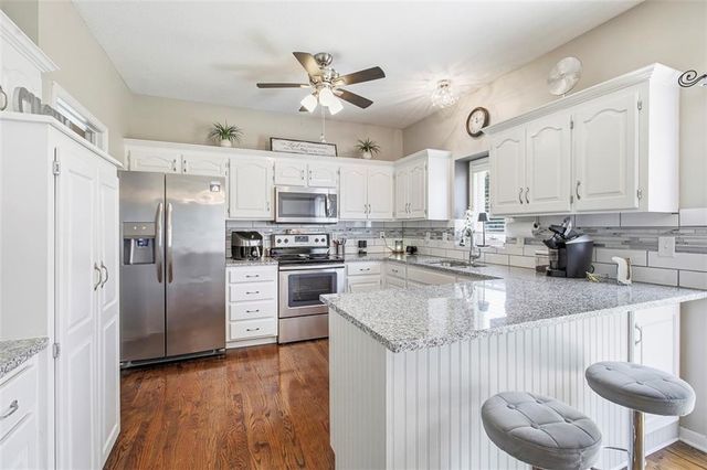801 SW 35th Street, Lee's Summit, MO 64082