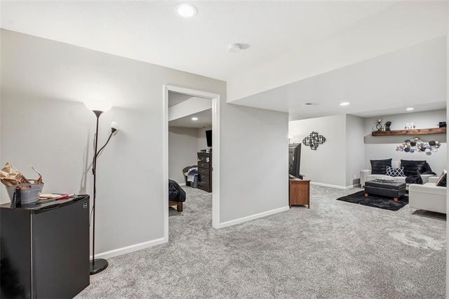 801 SW 35th Street, Lee's Summit, MO 64082