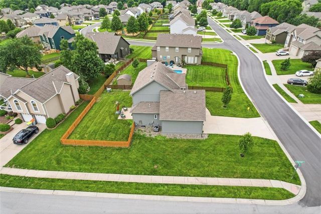 801 SW 35th Street, Lee's Summit, MO 64082