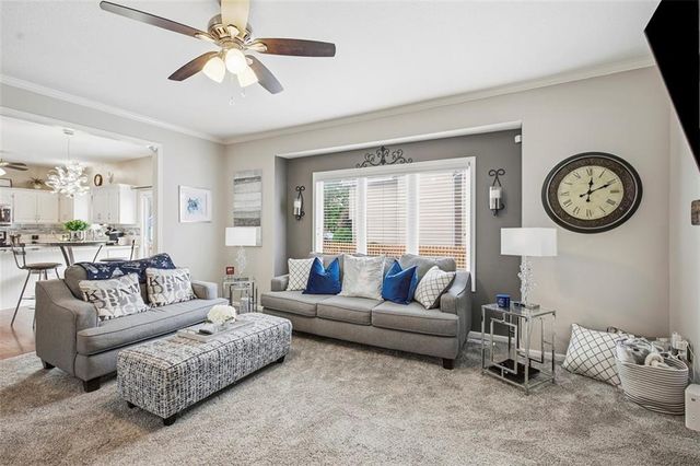 801 SW 35th Street, Lee's Summit, MO 64082