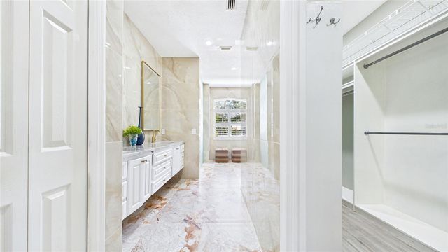7225 RIVER FOREST LANE, Temple Terrace, FL 33617
