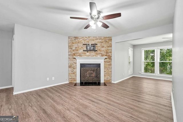 3019 Canyon Point Circle, Roswell, GA 30076