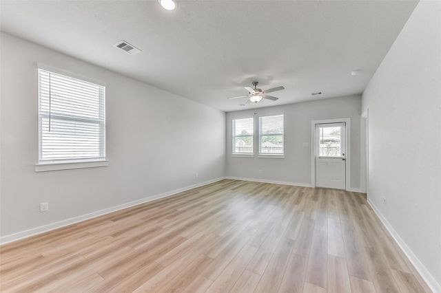 10935 Independence Road, Cleveland, TX 77328