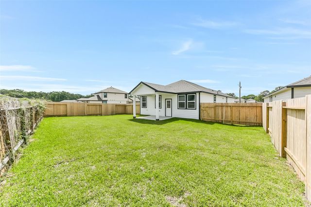 10935 Independence Road, Cleveland, TX 77328