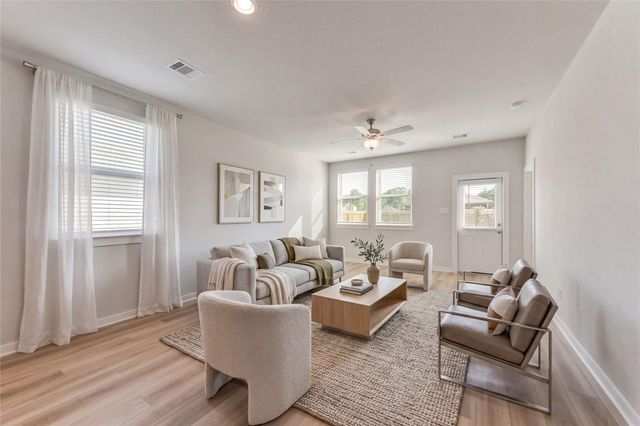 10935 Independence Road, Cleveland, TX 77328