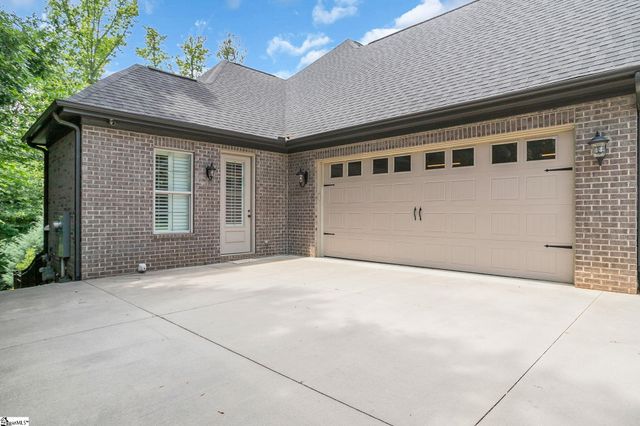 4 Colonel Storrs Court, Greer, SC 29650
