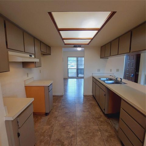 14902 OLDGATE PLACE, Tampa, FL 33624