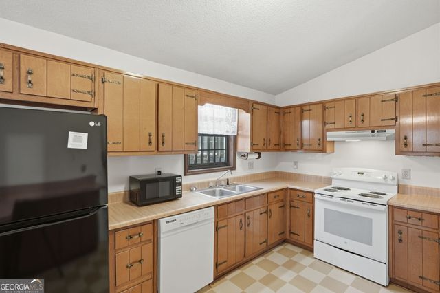 6040 Austin Drive SW, Mableton, GA 30126