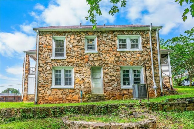 335 N Bridge Street, Jonesville, NC 28642