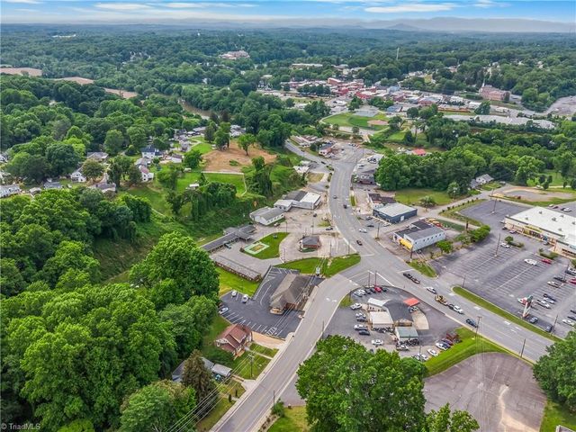 335 N Bridge Street, Jonesville, NC 28642