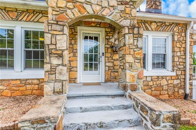 335 N Bridge Street, Jonesville, NC 28642