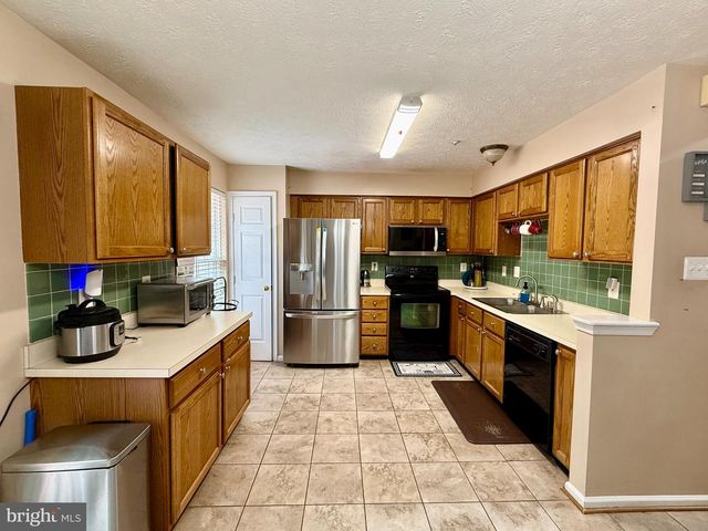 6647 CAMBRIA, Elkridge, MD 21075