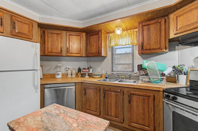 1928 W Corinth Road, Washington, VT 05675