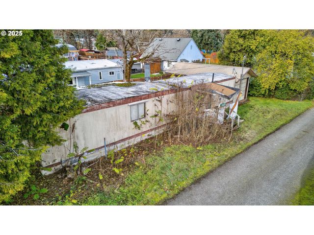 47521 SCHOOL St, Oakridge, OR 97463