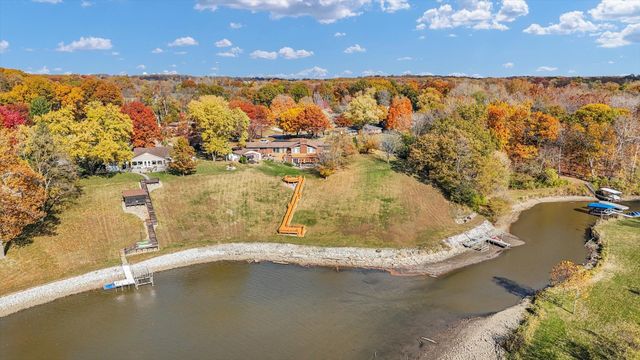 120 Thornhill Drive, Danville, IL 61832