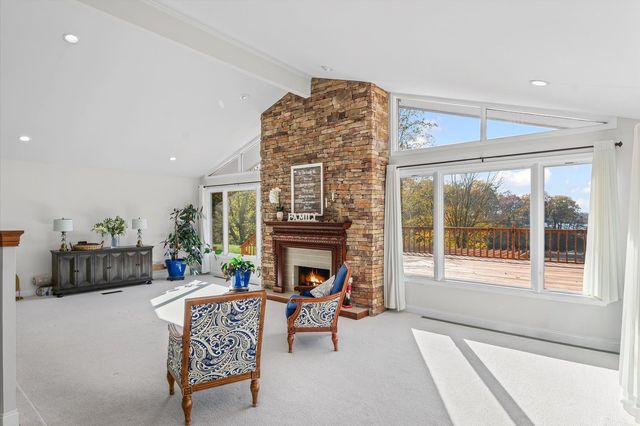 120 Thornhill Drive, Danville, IL 61832